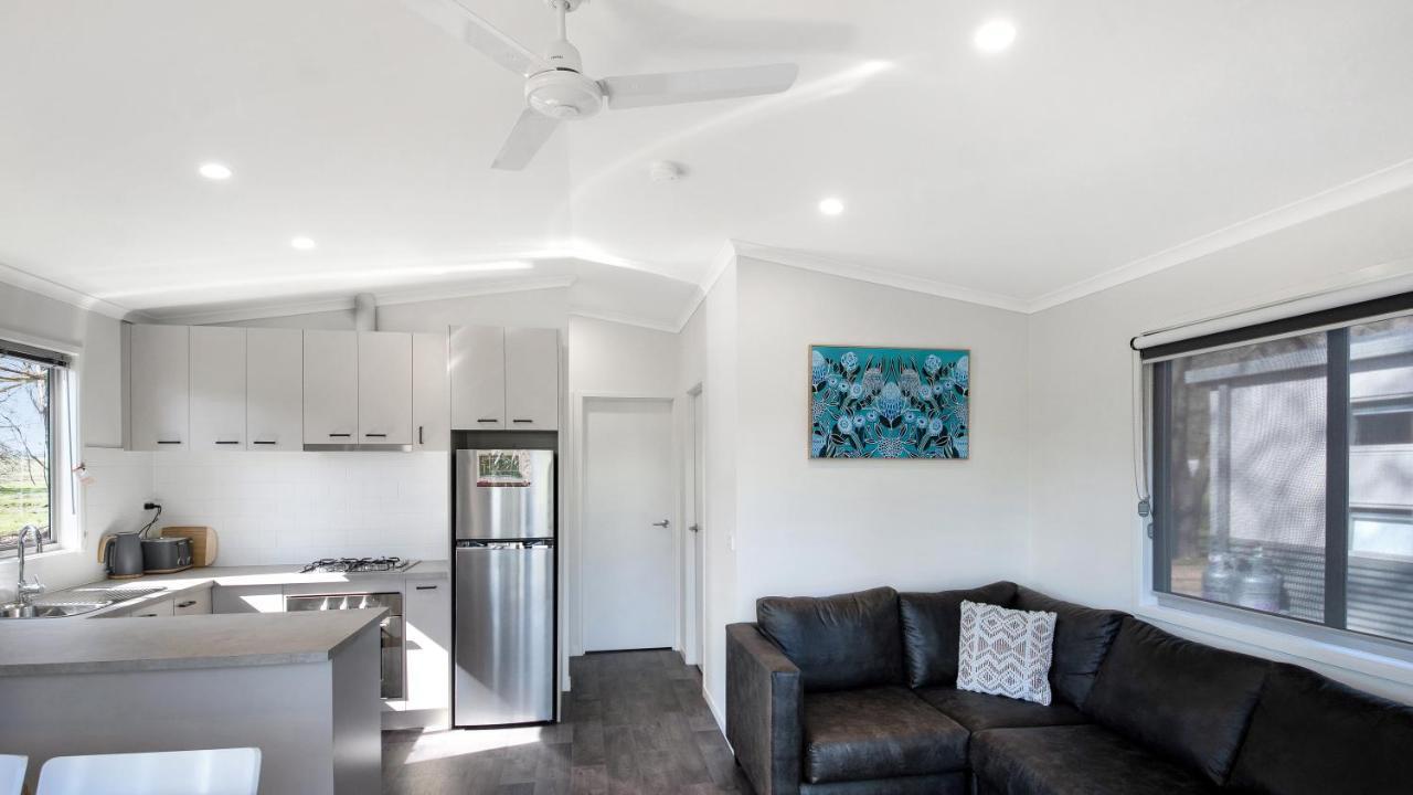 Colac Colac Caravan Park Corryong Luaran gambar
